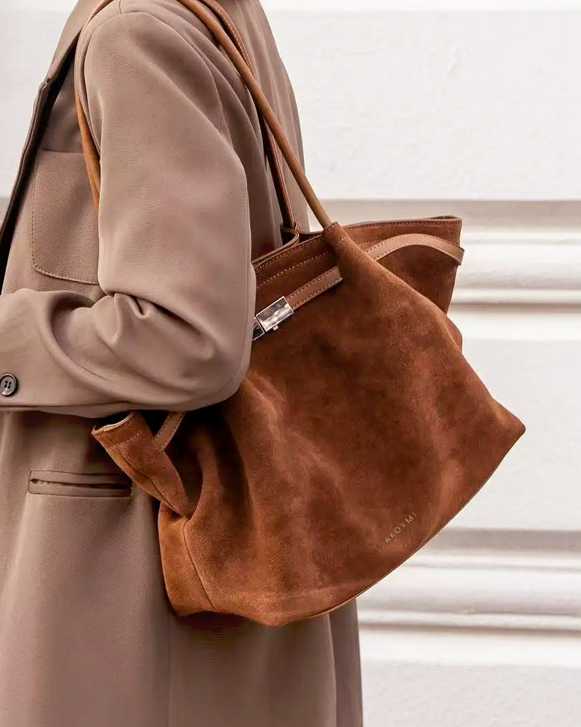 Soft Virginie 17 Suede Tote in Ivory